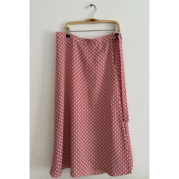 H&M Geometric Wrap Midi Skirt Women Size 10 Red Cream With Buckle - Picture 1 of 7